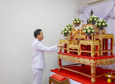 พิษณุโลกจัดพิธีเจริญพระพุทธมนต์และตักบาตรถวายพระราชกุศล ... พารามิเตอร์รูปภาพ 3