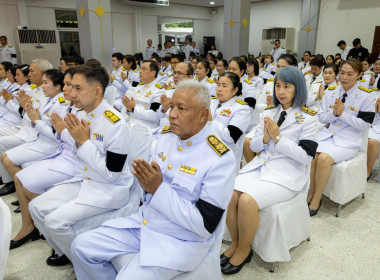 พิษณุโลกประกอบพิธีเจริญพระพุทธมนต์และตักบาตรถวายพระกุศล ... พารามิเตอร์รูปภาพ 21