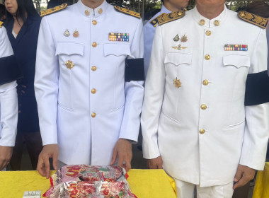 พิษณุโลกประกอบพิธีเจริญพระพุทธมนต์และตักบาตรถวายพระกุศล ... พารามิเตอร์รูปภาพ 17
