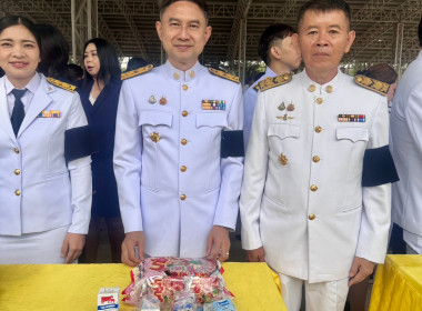 พิษณุโลกประกอบพิธีเจริญพระพุทธมนต์และตักบาตรถวายพระกุศล ... พารามิเตอร์รูปภาพ 18
