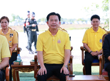 กิจกรรมปลูกต้นไม้เฉลิมพระเกียรติพระบาทสมเด็จพระเจ้าอยู่หัว ... พารามิเตอร์รูปภาพ 11